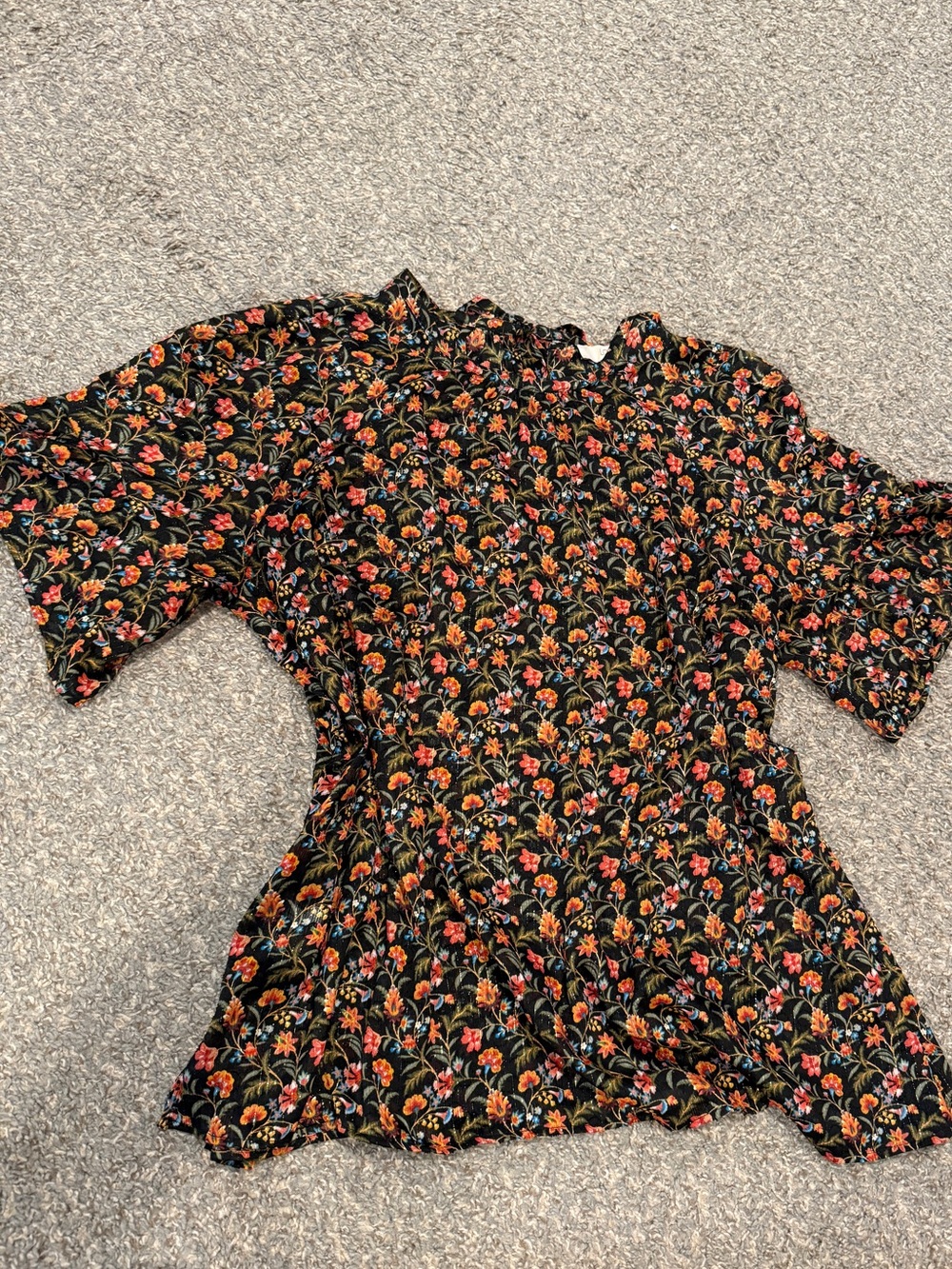 LOFT Plus Size 20 Black Floral Top Gold Thread Tie Neck